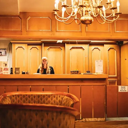 Steiger Hotel 3*